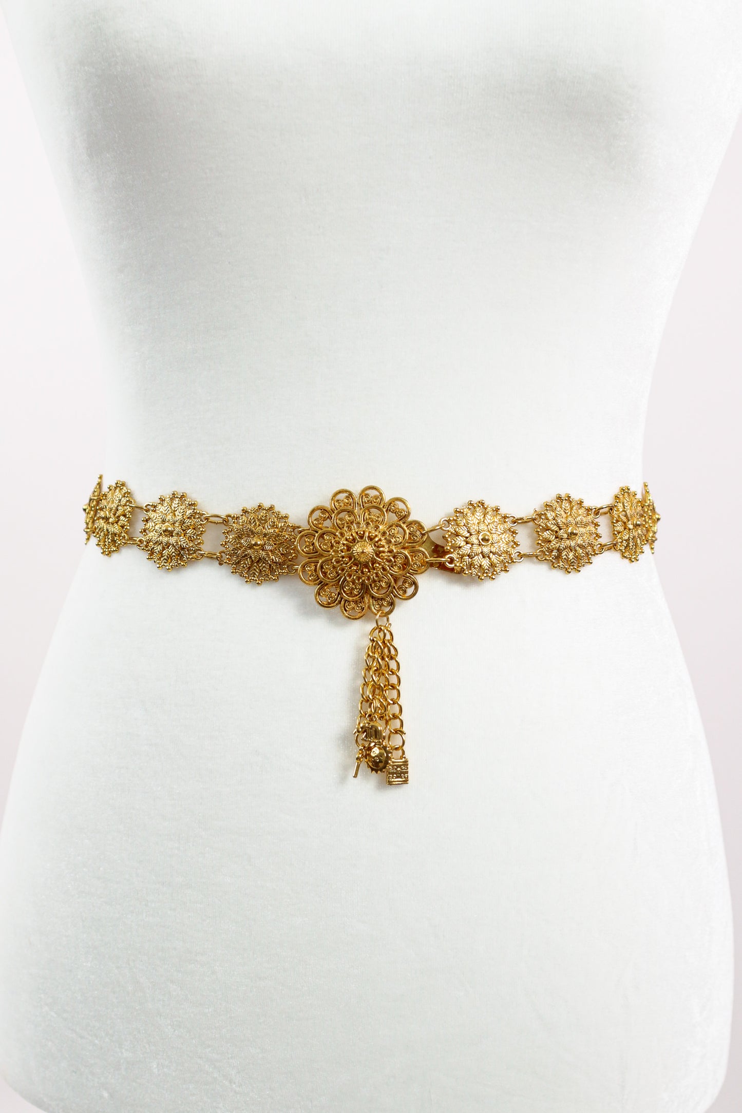 Medal Leaf Belt (Gold)