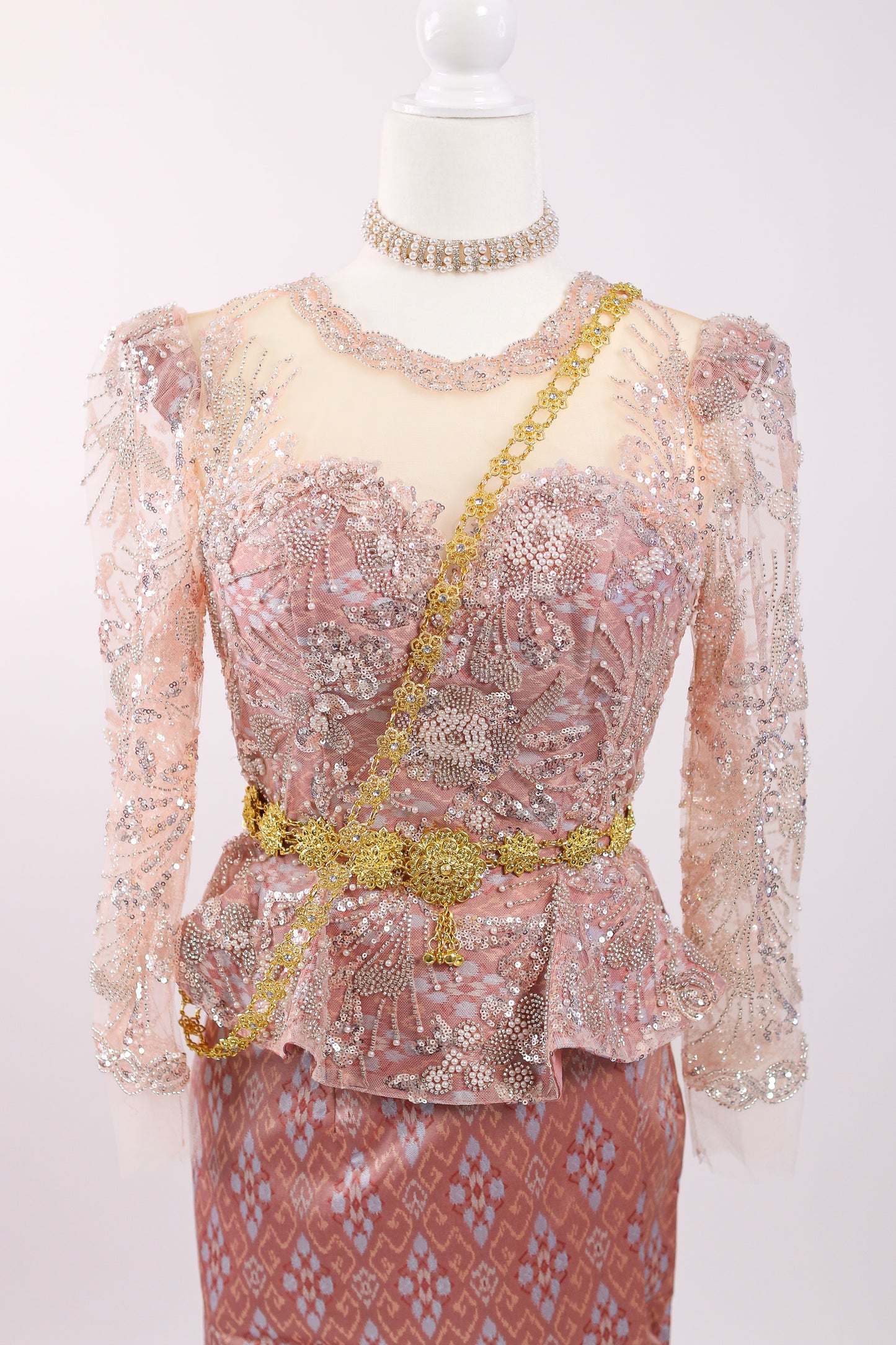 Blush Champagne Set — Pink Lace Top + Pattern Skirt