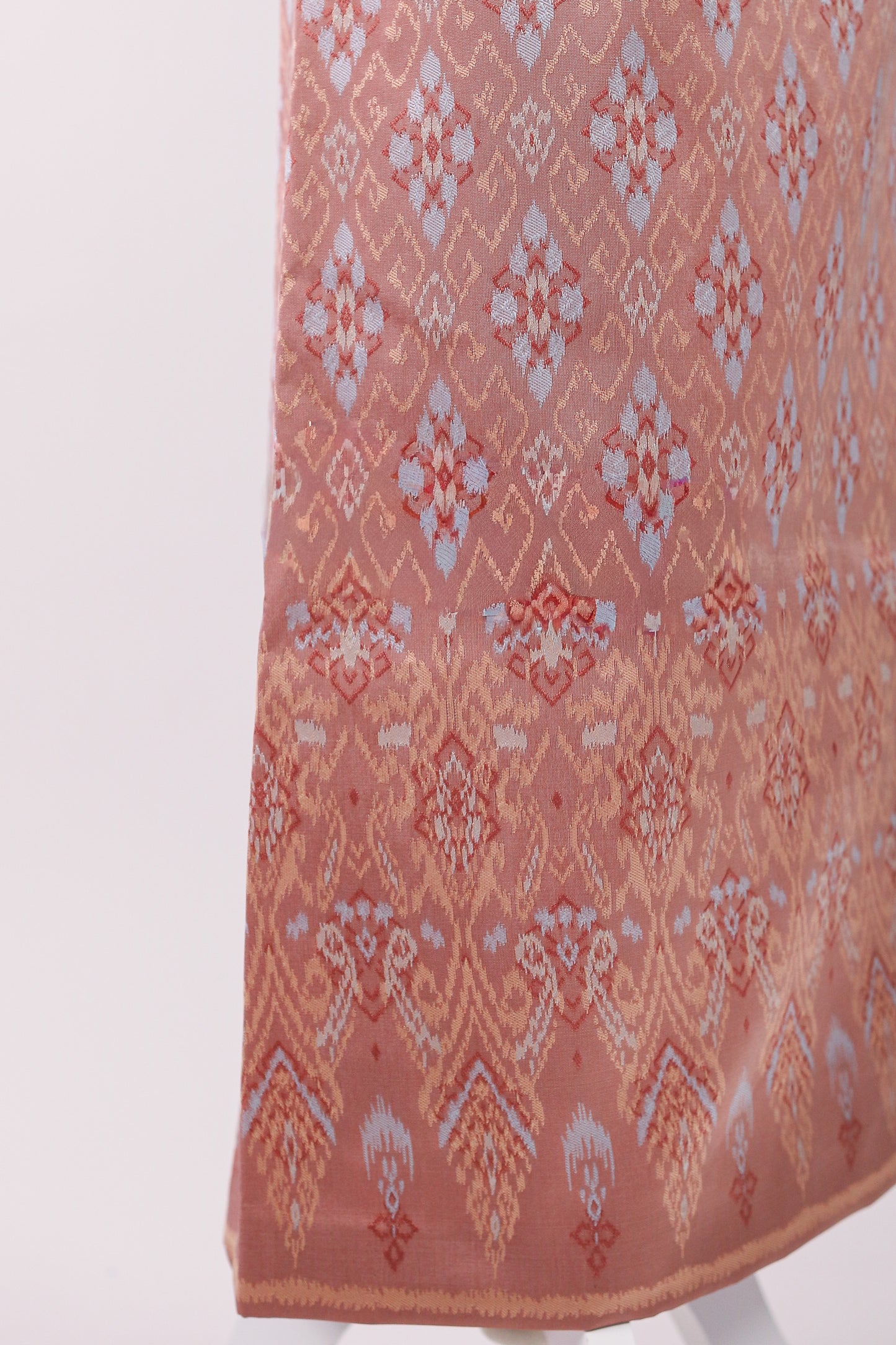 Blush Champagne Set — Pink Lace Top + Pattern Skirt