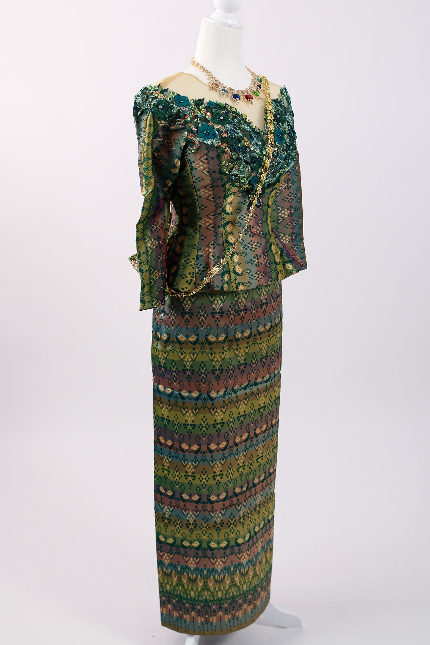 Labrinth Set — Teal-Green Beaded Top + Stripe Pattern Skirt