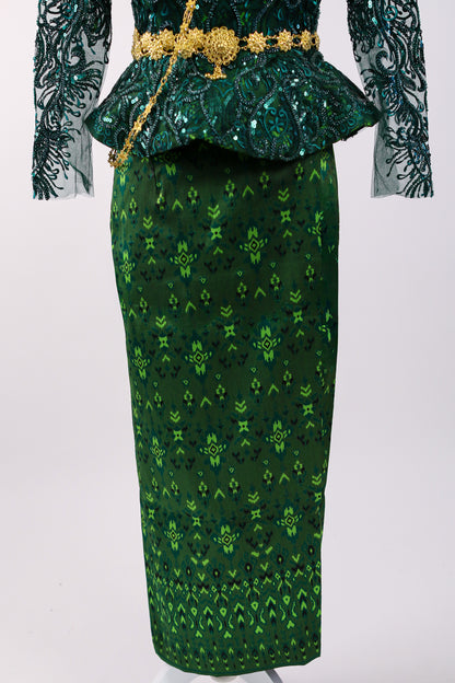 Aria Forest Set — Emerald Lace Top + Pattern Skirt
