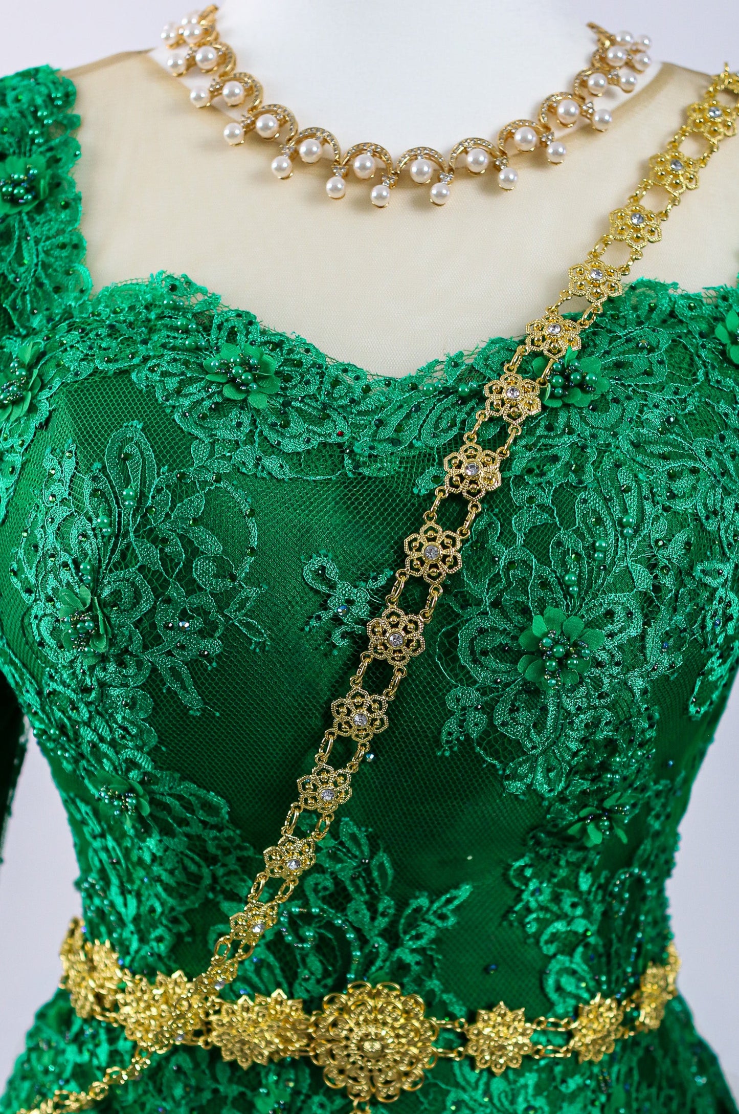 Grove Set — Green Lace Top + Sleek Skirt