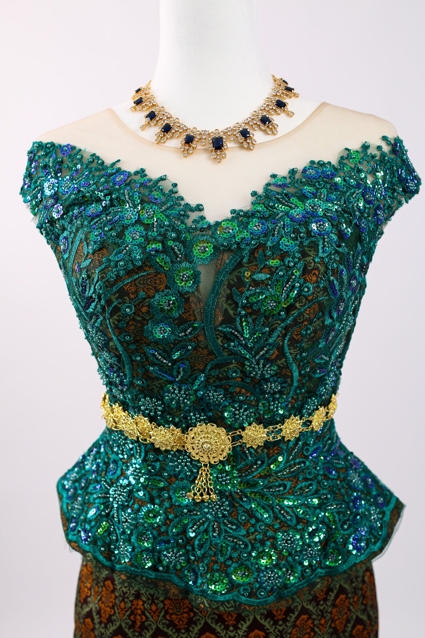 Eden Set — Green Lace Top + Brown Pattern Skirt