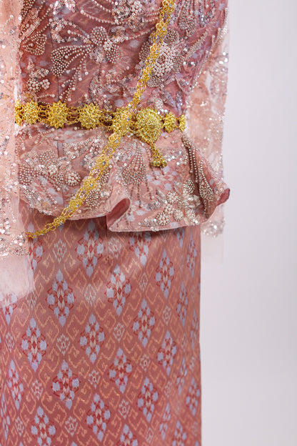 Blush Champagne Set — Pink Lace Top + Pattern Skirt